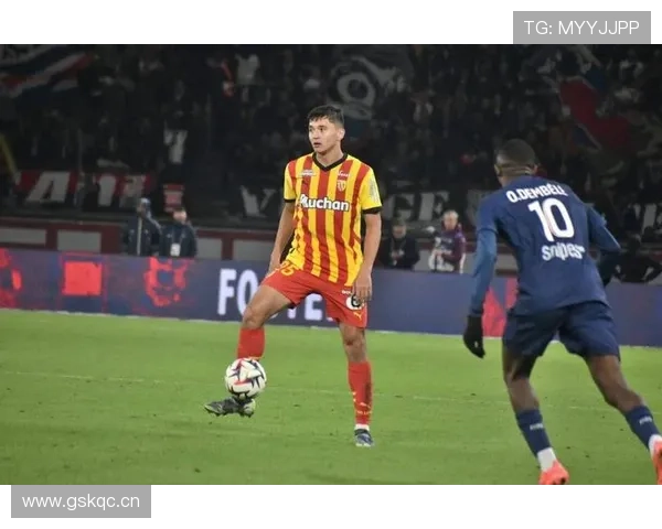 安特卫普本赛季防守数据表现稳健,失球率持续处于联赛低位 安特卫普本赛季防守数据表现稳健,失球率持续处于联赛低位