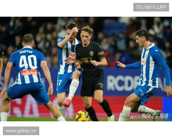 瓦伦西亚财政危机长期持续,对球队竞技表现及稳定性形成持续制约